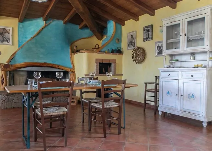 Country Su Monne -