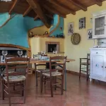 Country Su Monne -